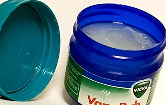 Why Vicks VapoRub can not be used in children under 2 years of age - babies and children