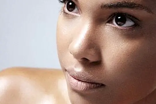 Tips for oily skin: how to take care of it easily