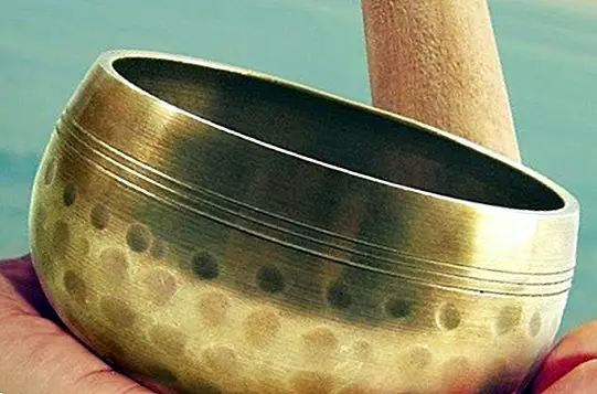 Benefits of the Tibetan bowl: vibratory magic - curiosities
