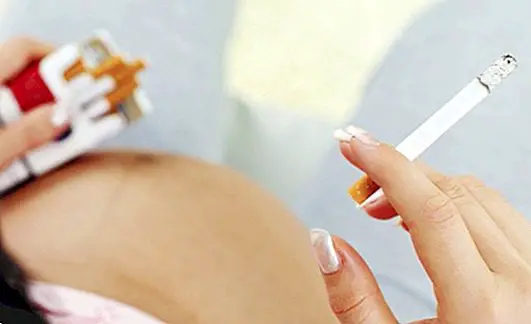 The risks of smoking in pregnancy: its dangerous effects - pregnancy