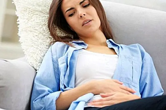 Endometriosis: apabila endometrium tumbuh di luar rahim