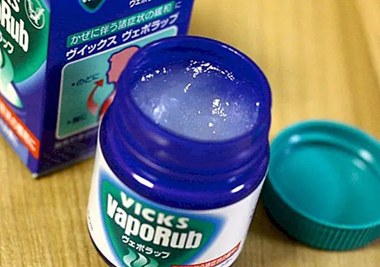 7 inanılmaz Vicks VapoRub kullanır - ilaçlar