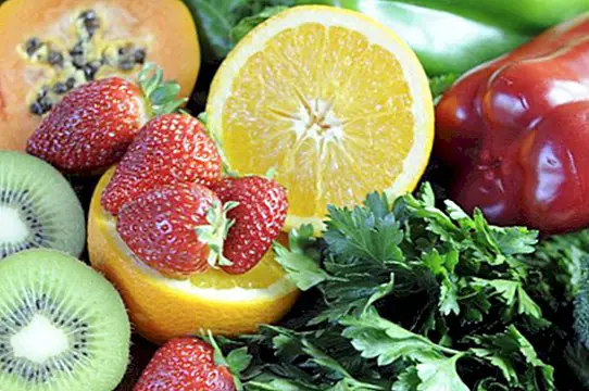 C vitamini yönünden zengin ve askorbik asit içeren yiyecekler