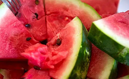 Sjemenke lubenice: prednosti, svojstva i kako ih jesti