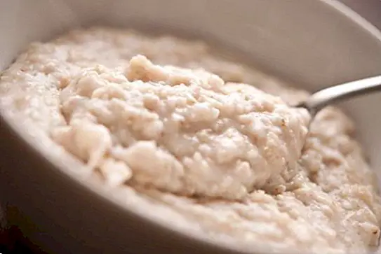 Oatmeal porridge in the microwave: how to do it - Recipes