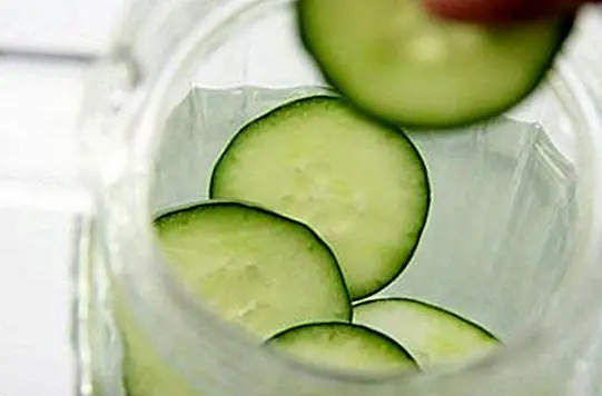 How to make cucumber water