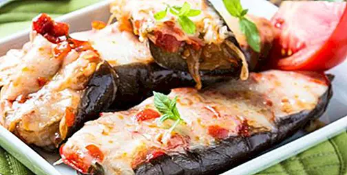 aubergines, 간단하고 영양가있는 3 가지 조리법 - 조리법