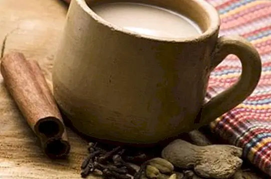 شاي الشاي مع الحليب: وصفة وفوائد