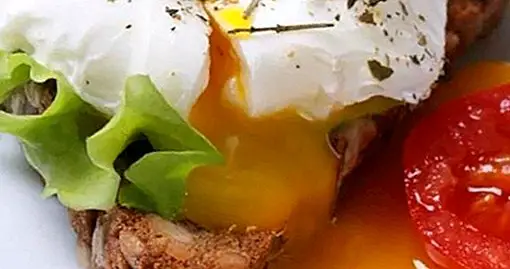 3 recipes for cooking poached eggs