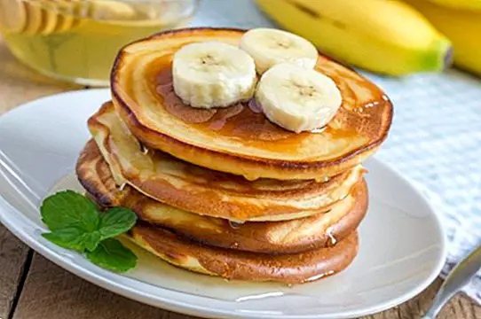 Banana pancakes: wonderful recipe from the Canary Islands
