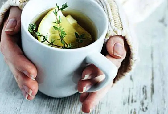 ceai de cimbru cu miere si lamaie)