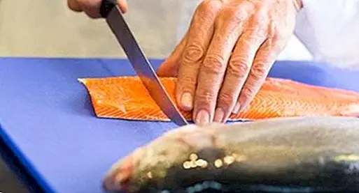 Sådan eliminerer du fishy lugt fra dine hænder: 4 naturlige og effektive tips