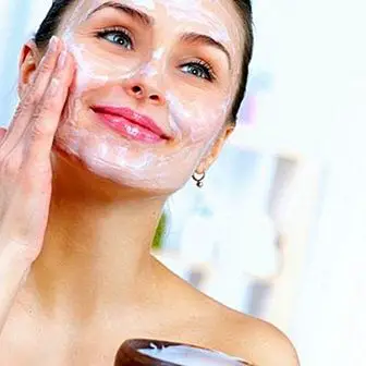 Ako čistiť a očistiť pokožku prirodzene