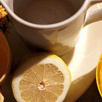 Mel e calda de limão: benefícios e como fazê-lo