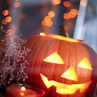 Halloweeni kõrvitsate uudishimulik päritolu ja see, kuidas seda lihtsalt kaunistada