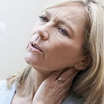 Bufeurile la menopauză (bufeuri): ce sunt, cauzele și cum să le preveniți