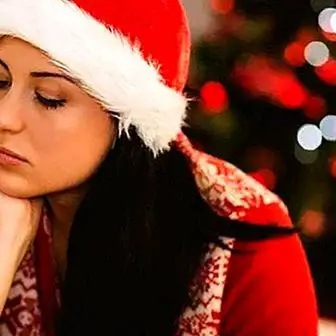 Ziemassvētku skumjas: padomi, kā to pārvarēt