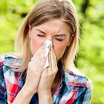 Весняна алергія: симптоми, причини та лікування
