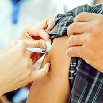 इन्फ्लुएंजा टीकाकरण: जब इसे लगाने के लिए और contraindications