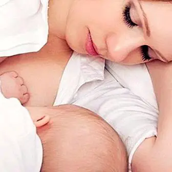 Преимущества грудного молока для ребенка и матери