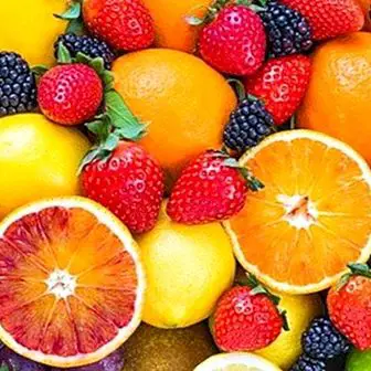 How much the fruit fattens: which ones have more calories?