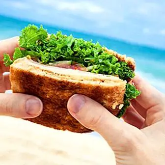 Fødevarer til stranden dage: sandwich og sandwich