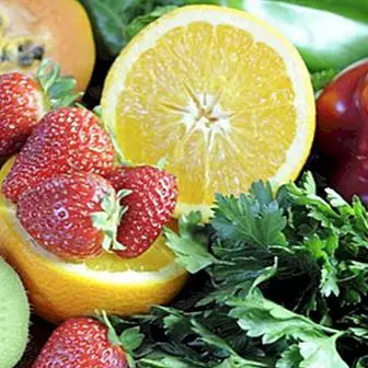 Hrana bogata vitaminom C koja sadrži askorbinsku kiselinu