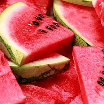 البطيخ رائعة: فوائد فريدة من نوعها والقيم الغذائية