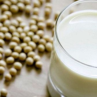 Sojino mleko obogateno z rastlinskimi steroli: ali pomagajo proti holesterolu?