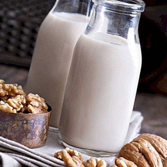 Nut milk: wonderful benefits, recipe and qualities