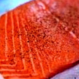 Salmon: properties and benefits