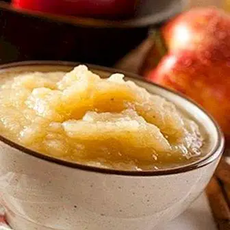 Kompot atau epal: resipi mudah untuk dibuat
