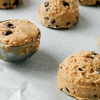 Oat and chocolate cookies. Delicious and crunchy recipe