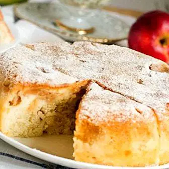 Kako napraviti spužvasti kolač od jabuka: 3 ukusna recepta