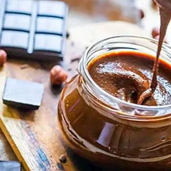 Krem z kakao i orzechów laskowych: jak zrobić to w domu dzięki tym przepisom