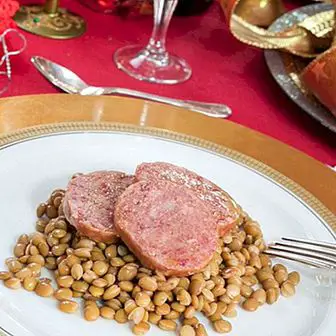 وصفة Cotechino الإيطالية ، مثالية لعيد الميلاد وعام جديد