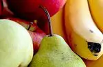 Pear, banana and apple: the first fruits of the baby - babies and children
