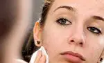 Allergie au maquillage et aux cosmétiques: comment l'identifier et quoi faire