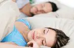 Paras asento nukkumaan tieteen mukaan - terveellisiä vinkkejä