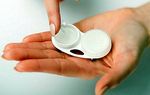 How to clean your contact lenses every day easily and safely - curiosities