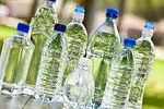 Bottled water: how to choose it and what to look for - nutrition and diet