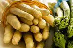 5 faedah luar biasa asparagus putih dan hijau - pemakanan dan diet