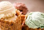 Information nutritionnelle pour la crème glacée et la crème glacée: riche en protéines et en calcium