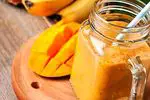 Avasta ideaalne ananassi ja mango seedimist hõlbustav smoothie